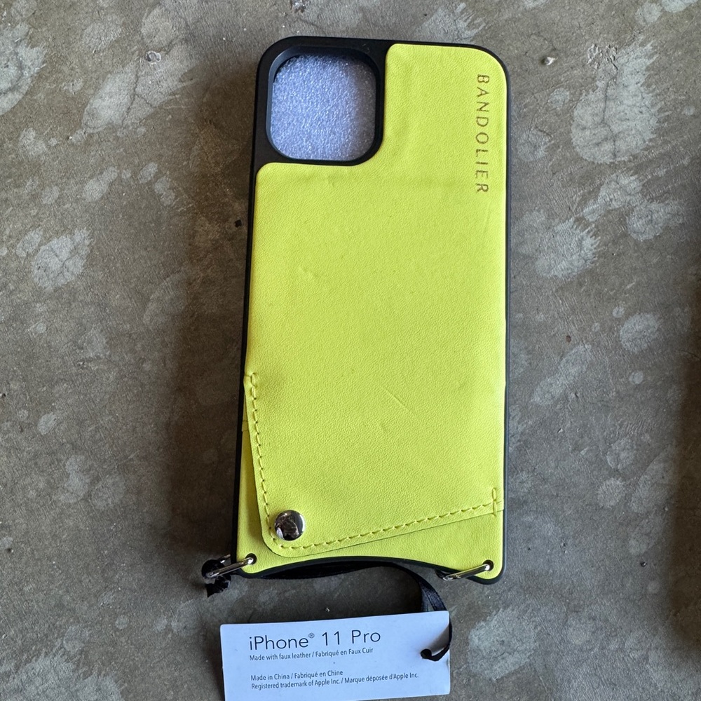 NWT: BANDOLIER - iPhone 11 Pro